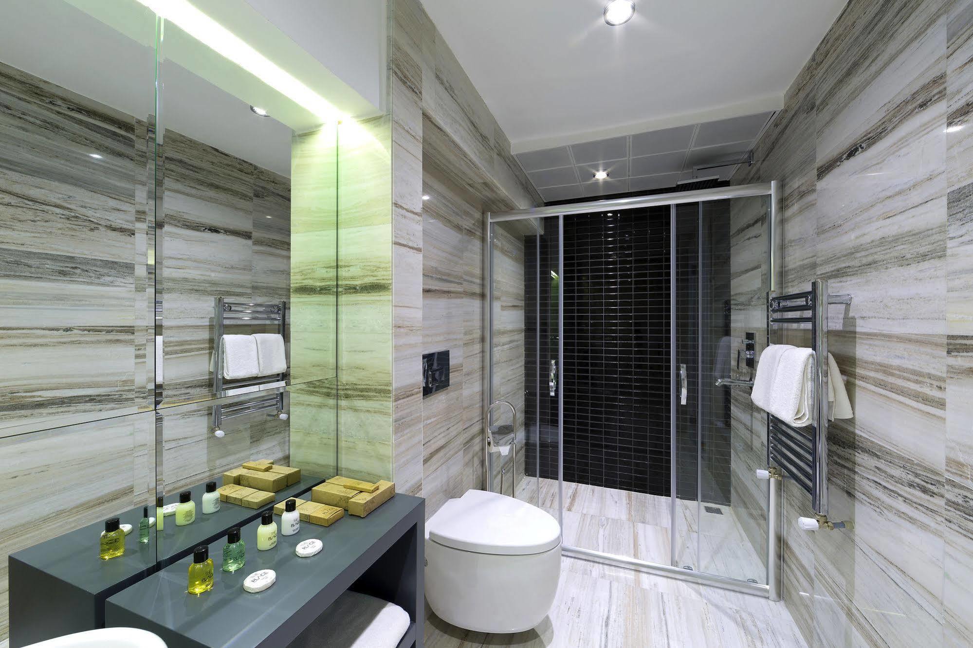 The Place Suites By Cey Istanbul Exterior foto